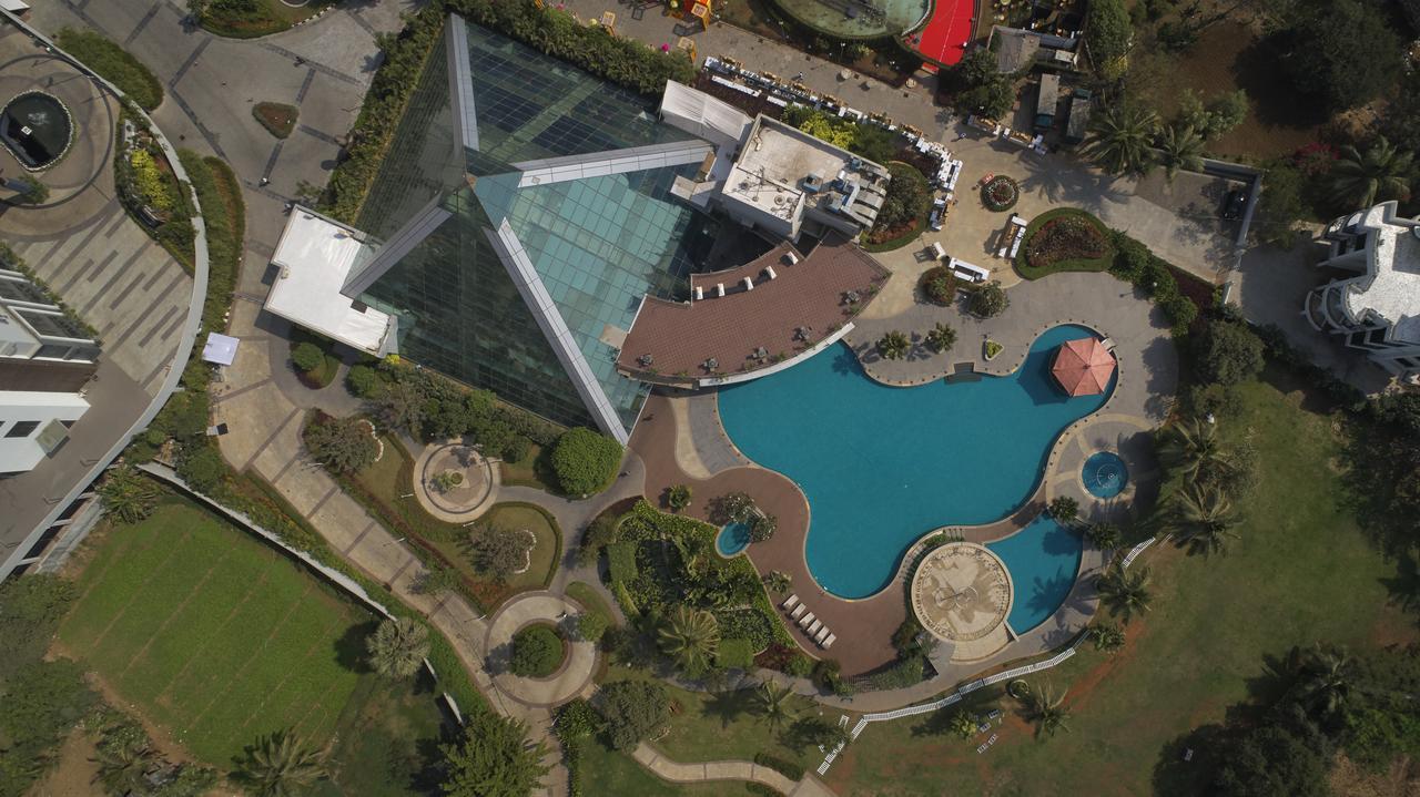Eskay Resorts Mumbai Exterior foto